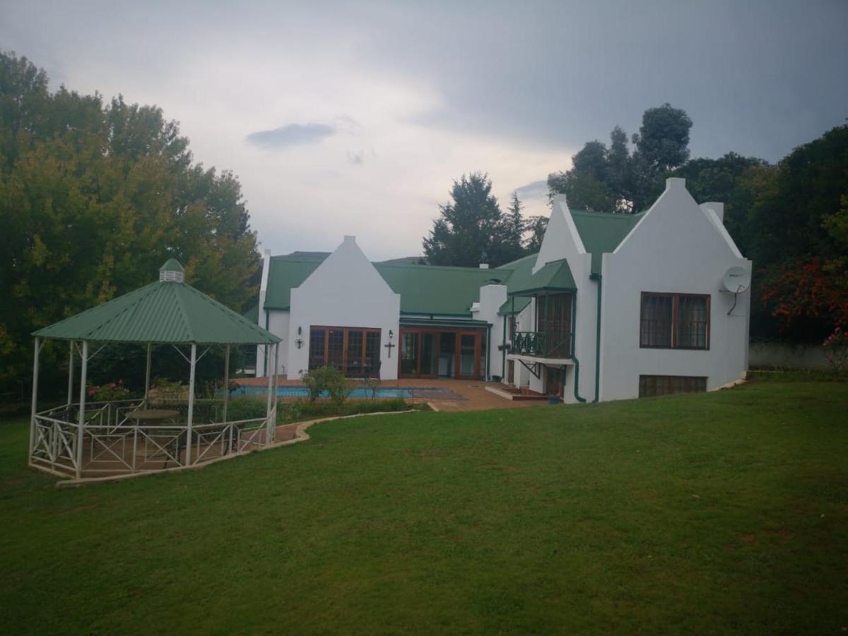 Вілла The Gables-Кларенс Екстер'єр фото